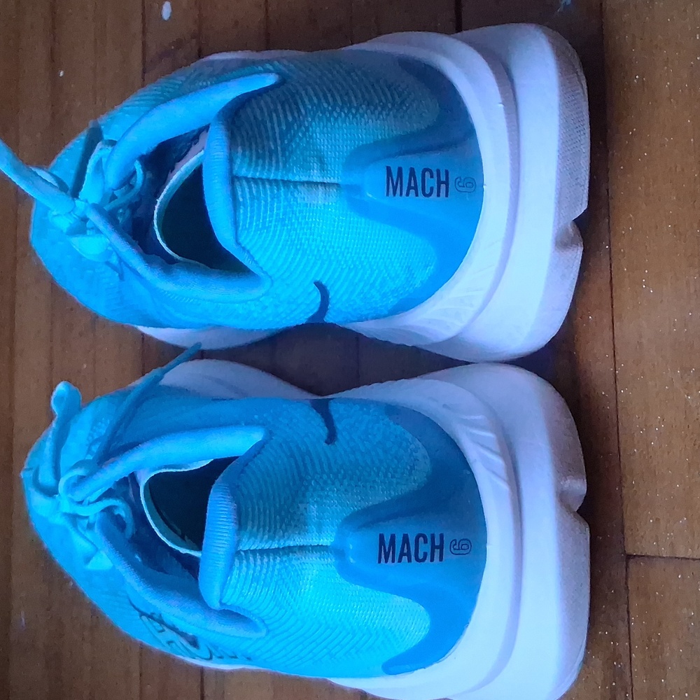 Hoka Mach 6 Size 9 Shoes - Picture 4 of 15